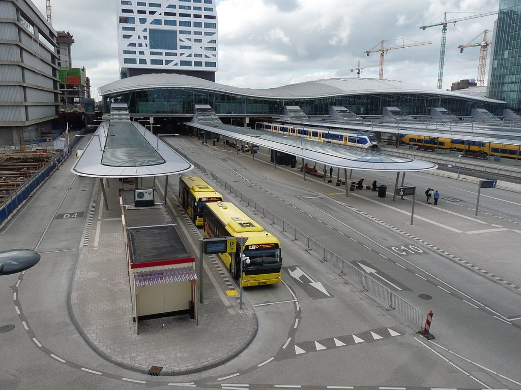 Nieuw Busstation Utrecht Naargeestig Guur En Koud Tochtgat Trajectum