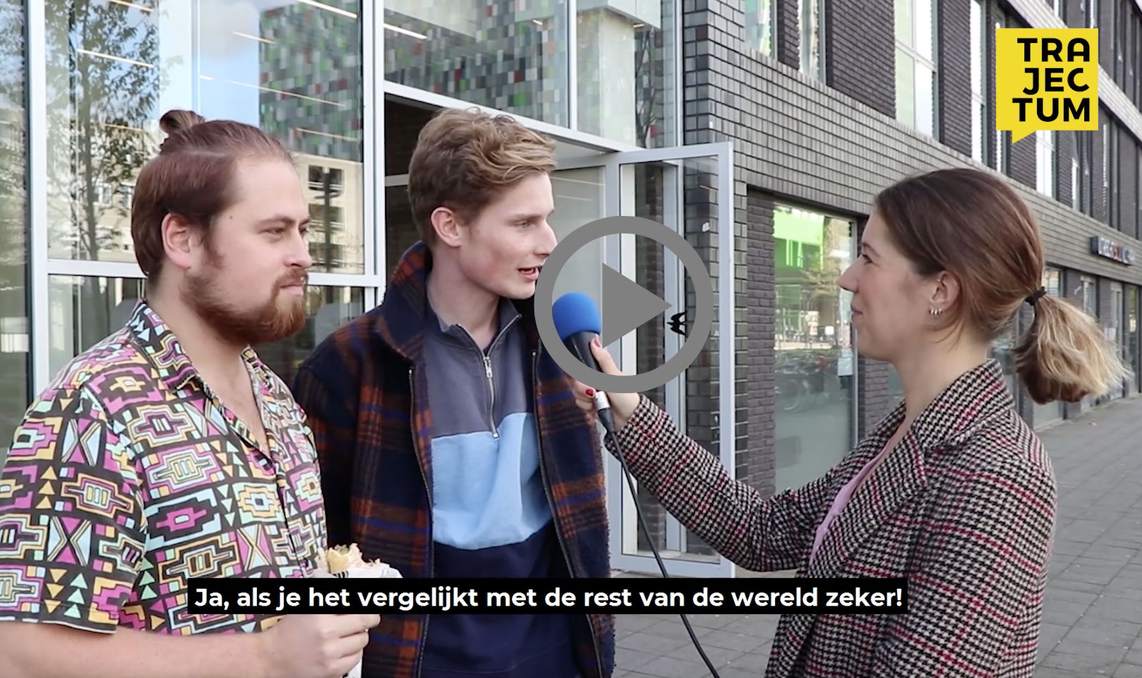 Utrecht fietsstad hoe kom jij zonder kleerscheuren de ochtendspits door? Trajectum Utrecht fietsstad hoe kom jij zonder kleerscheuren de ochtendspits door? Trajectum